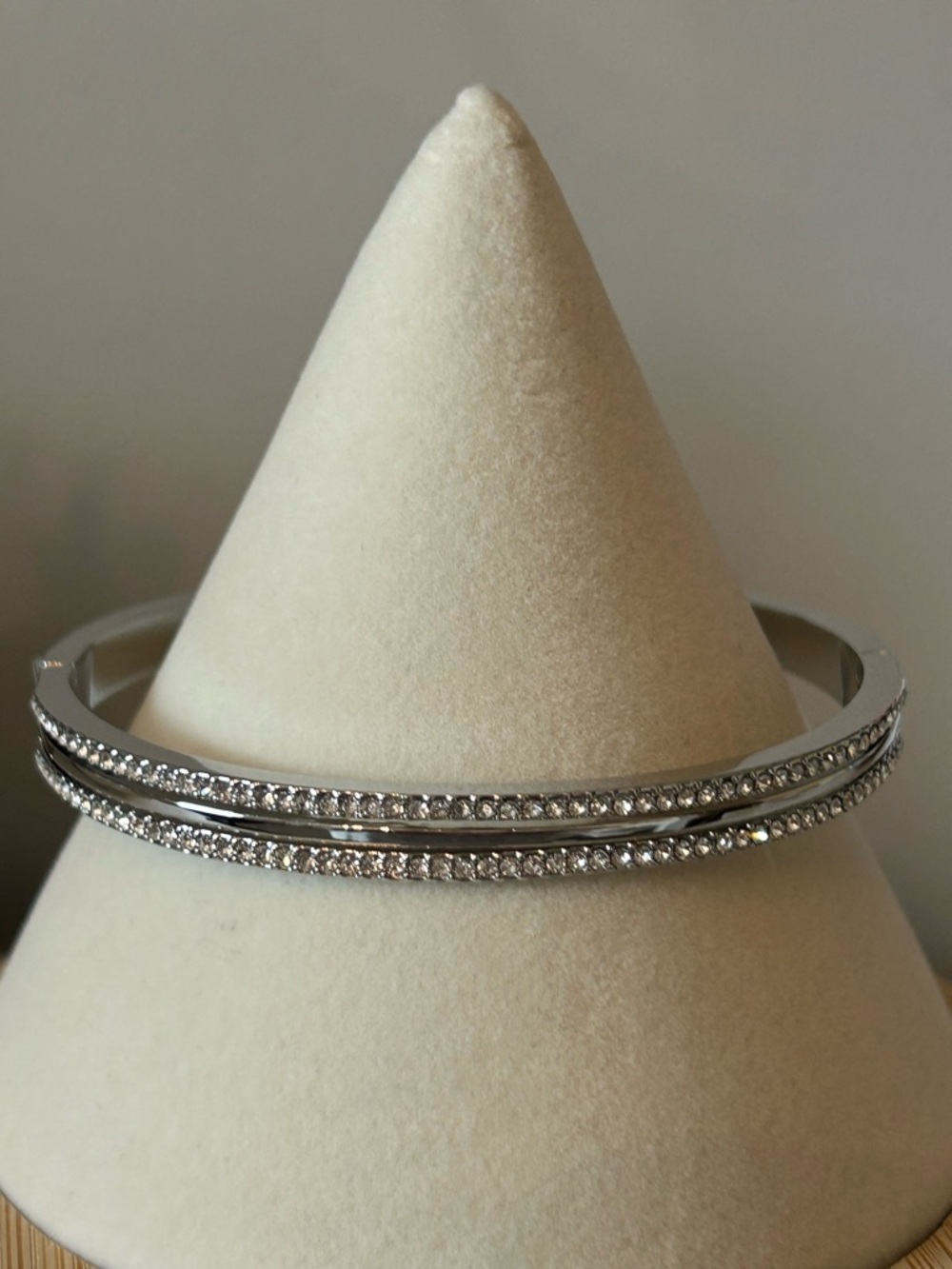 NWT! Givenchy Silver-Tone Crystal Double-Row Bangle Bracelet - Picture 6 of 10